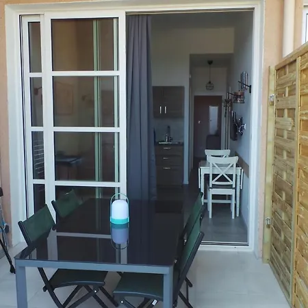 Modernes Vue A Cap Esterel Lejlighed *